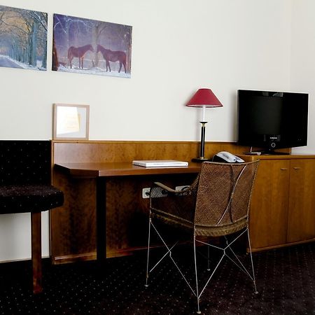 Hotel Restaurant Piaerdestall Hoevelhof Luaran gambar